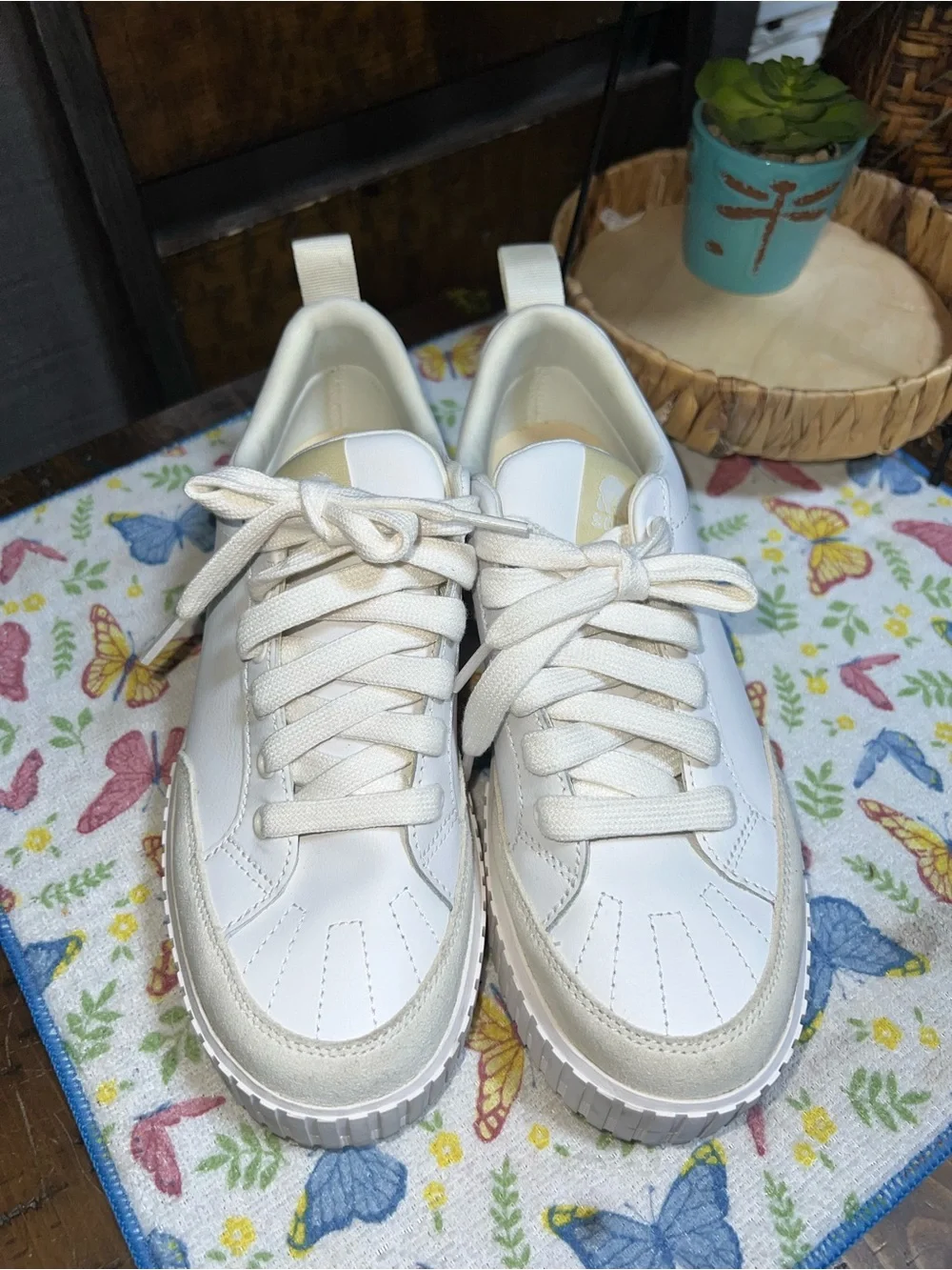 SOREL Women's Ona Ave Low Sneakers in Sea Salt/Bleached Ceramic